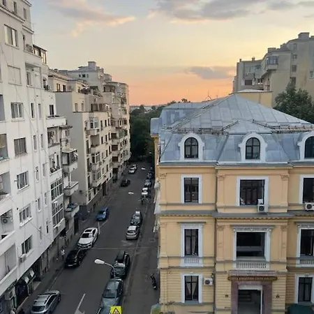 Lucomi'S Apartment Bucharest Exterior photo