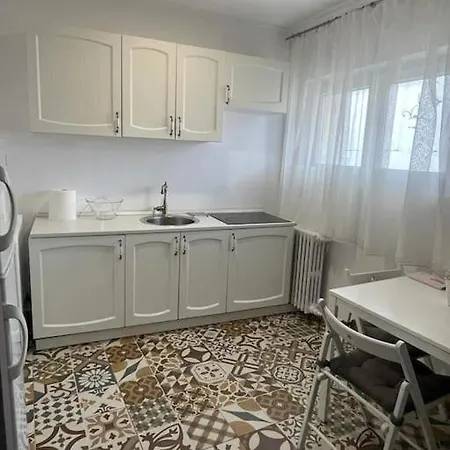Lucomi'S Apartment Bucharest Exterior photo