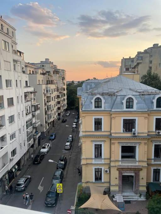 Lucomi's * Bucharest